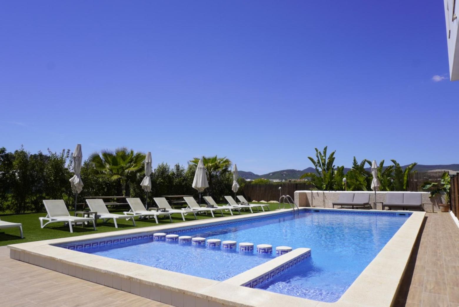 Apart-hotel Escondidos Ibiza Playa d'en Bossa